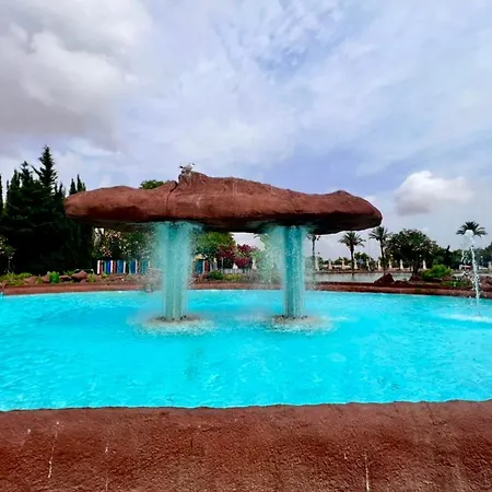 Lagoon Penthouse アパート *