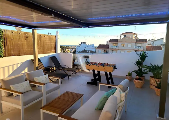 דירה Lagoon Penthouse טורבייחה